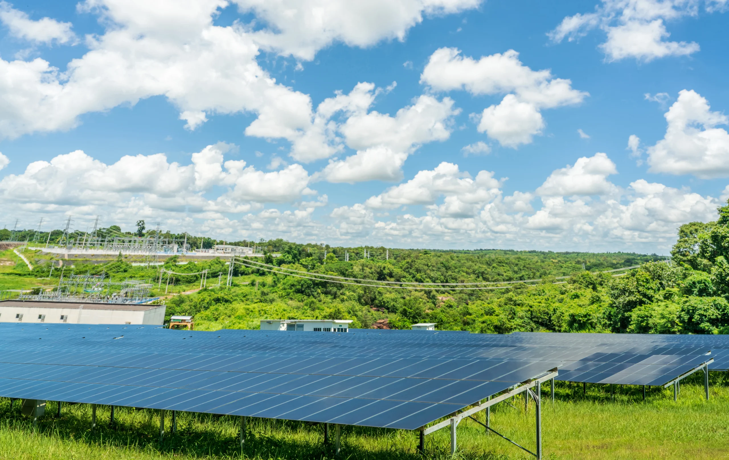 Sistem PLTS Dams Energi